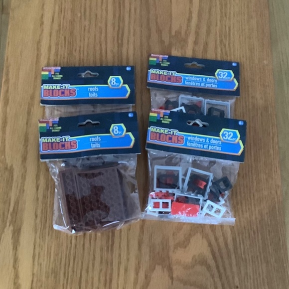 Kids Building Blocks and Accessories Bundle - Picture 6 of 8